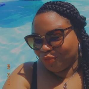 Meet your Posher, Tiana